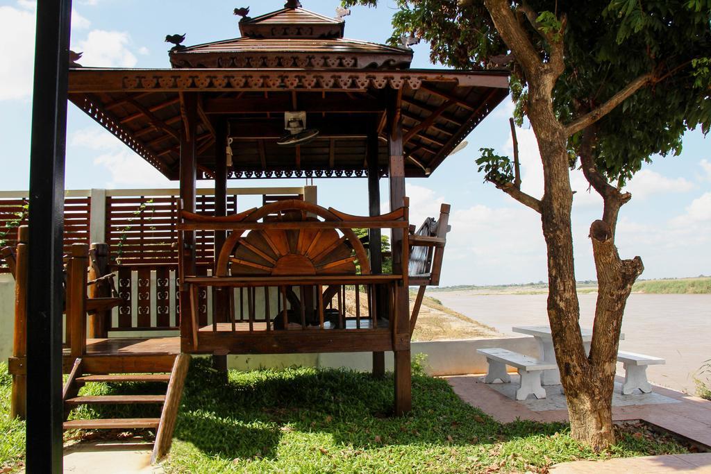 Mekong Tarawadee Villa Tha Bo Exterior foto